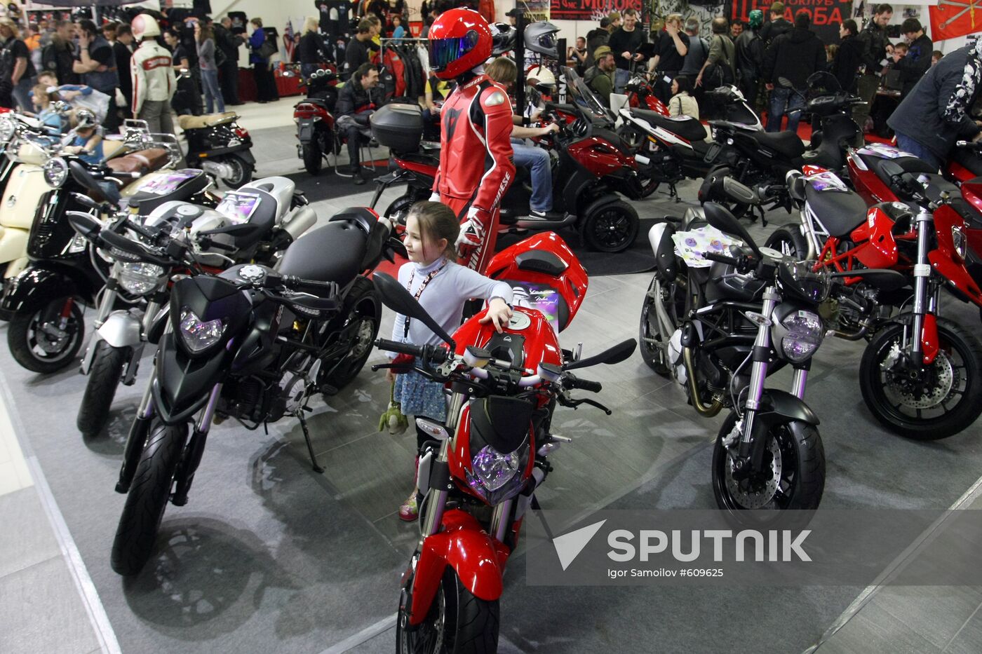 IMIS 2010 international motorcycle show opens in St. Petersburg