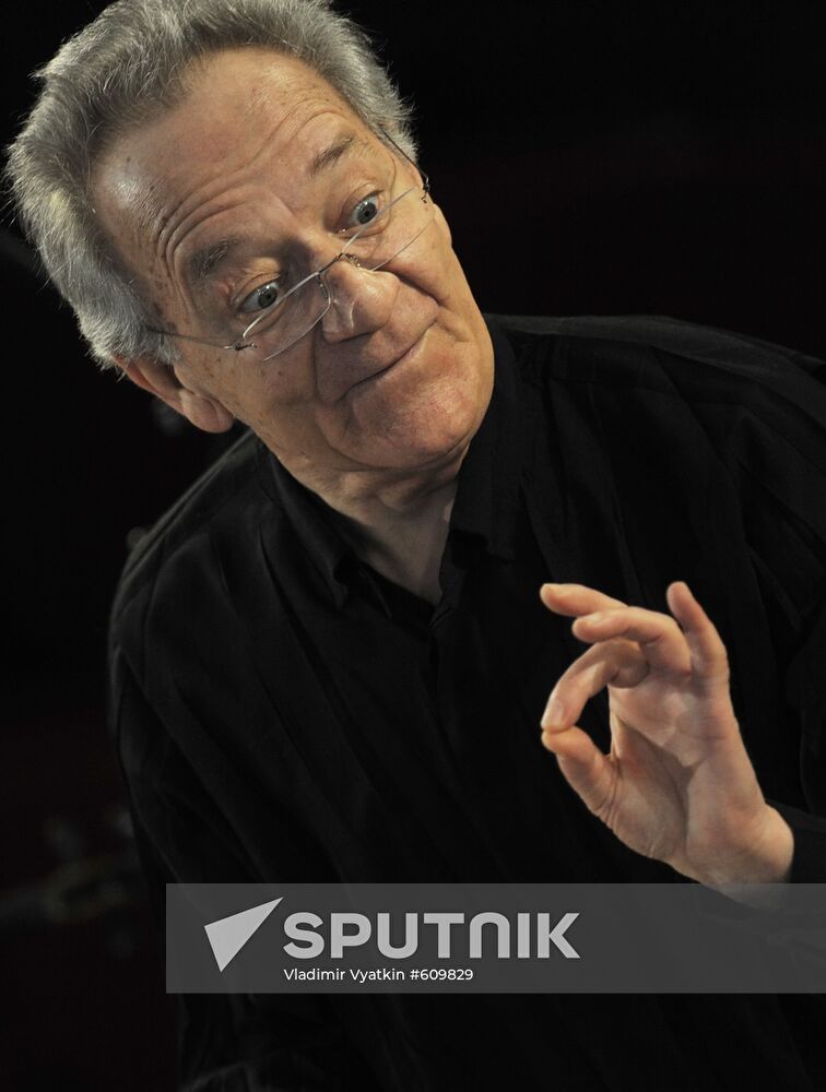 Yury Temirkanov