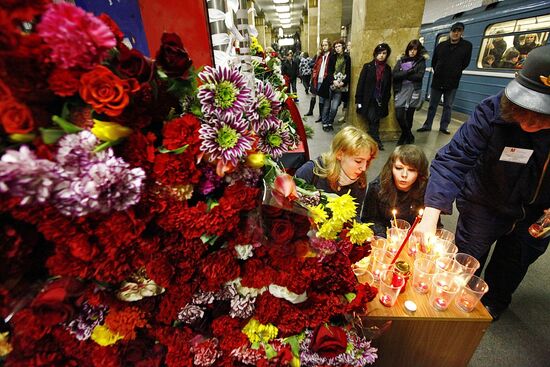 Day of mourning for terror victims in Moscow