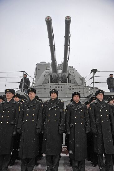 Peter the Great guided missile cruiser goes on new long voyage