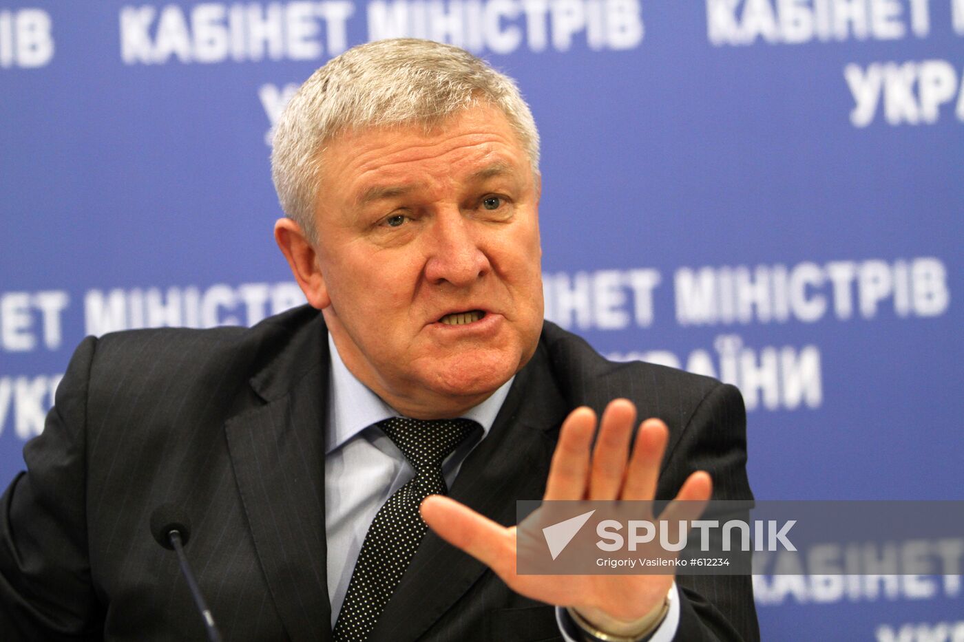 Ukrainian Defense Minister Mikhail Yezhel at news conference