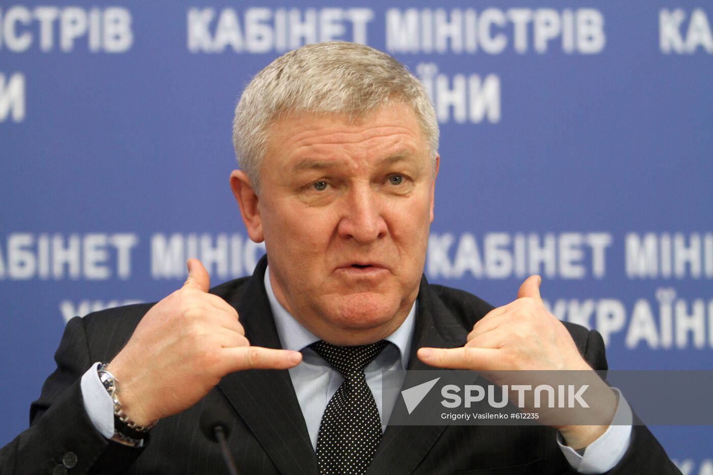 Ukrainian Defense Minister Mikhail Yezhel at news conference