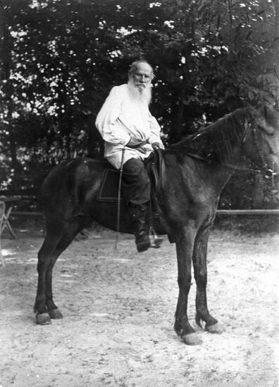 Leo Tolstoy in Yasnaya Polyana, 1891