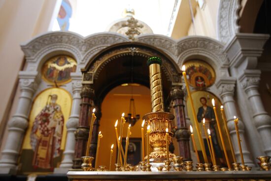 Church on Blood, Upper Side Altar