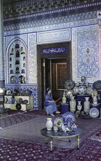 Exposition of State Museum of Arts in Uzbekistan