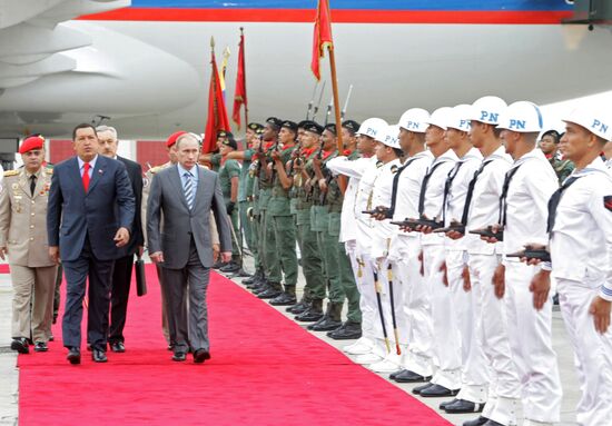 Vladimir Putin visits Venezuela