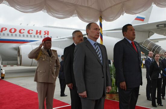 Vladimir Putin visits Venezuela