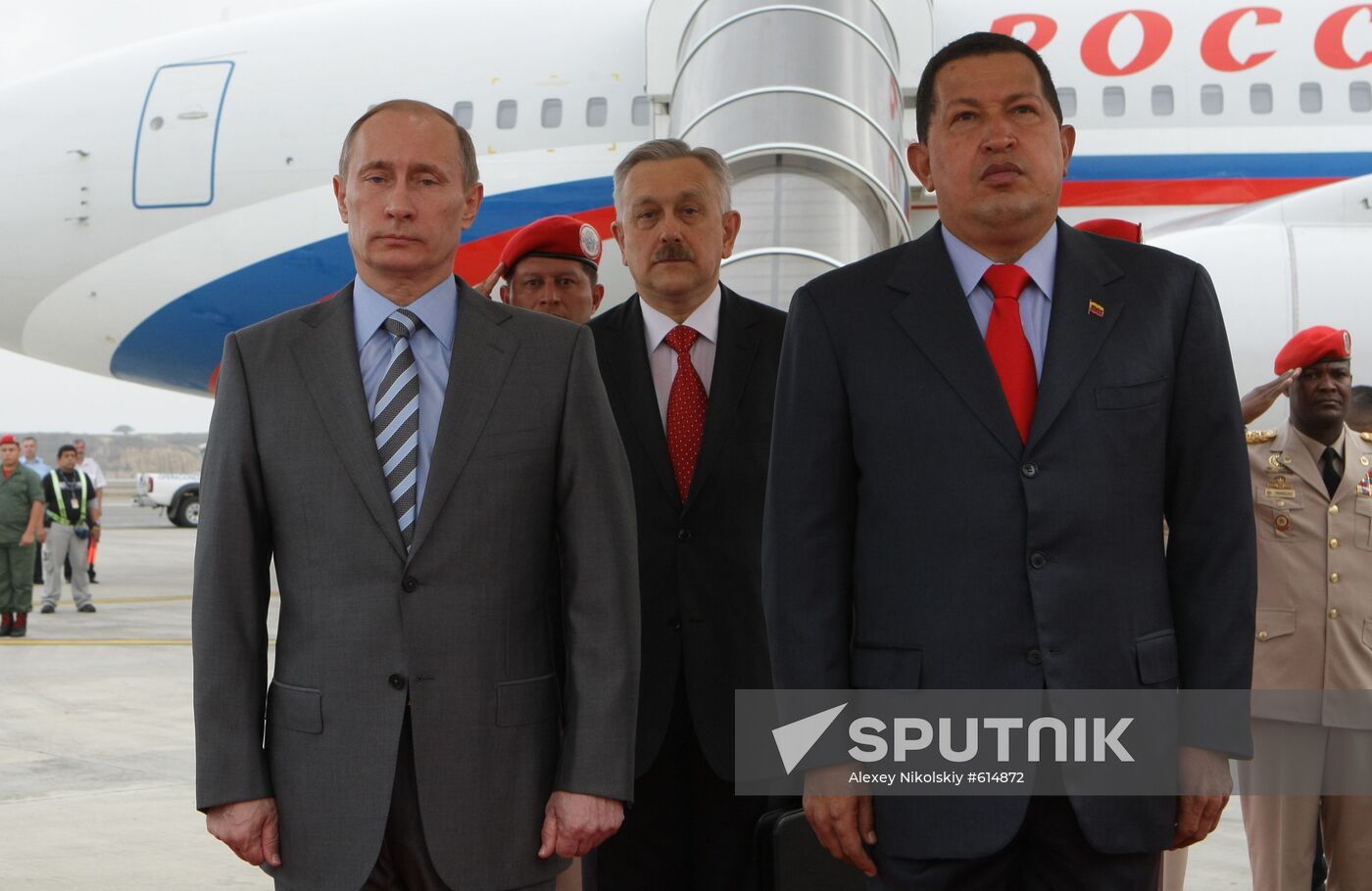 Vladimir Putin visits Venezuela