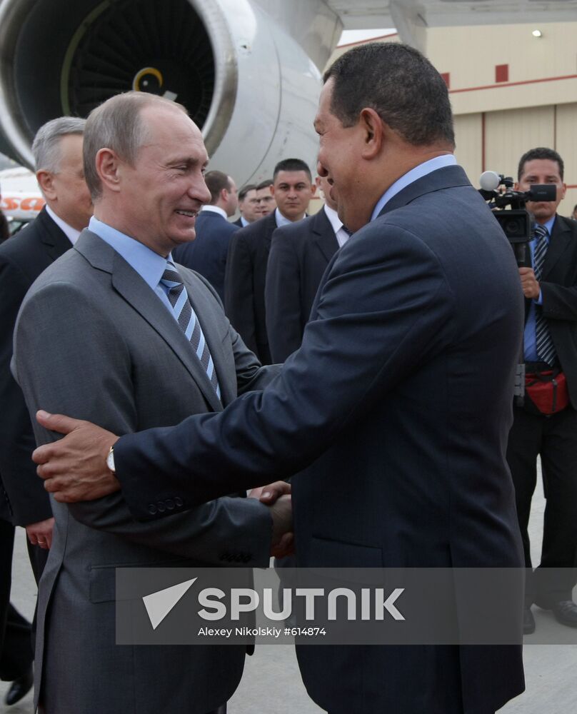 Vladimir Putin visits Venezuela