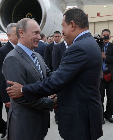 Vladimir Putin visits Venezuela