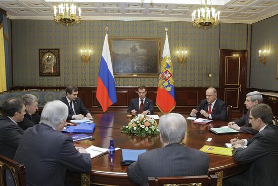 President Medvedev meets Duma factions leaders