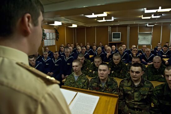 Routine of Pyotr Veliky missile cruiser crew