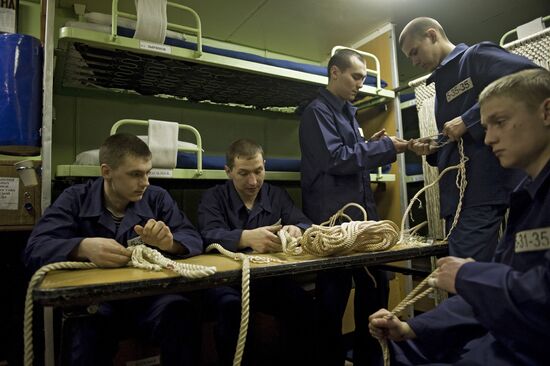 Routine of Pyotr Veliky missile cruiser crew
