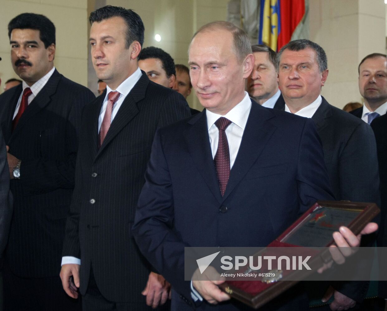 Welcome ceremony for Prime Minister Vladimir Putin in Caracas