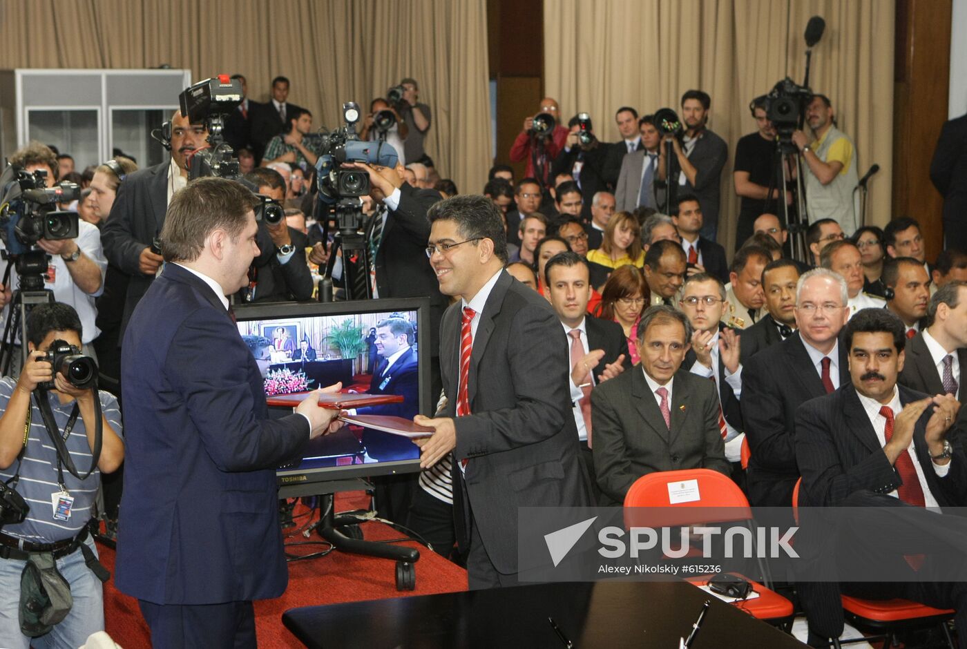Signing of Russian-Venezuelan agreements