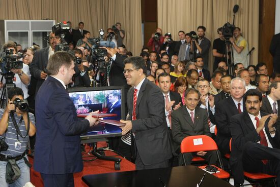 Signing of Russian-Venezuelan agreements