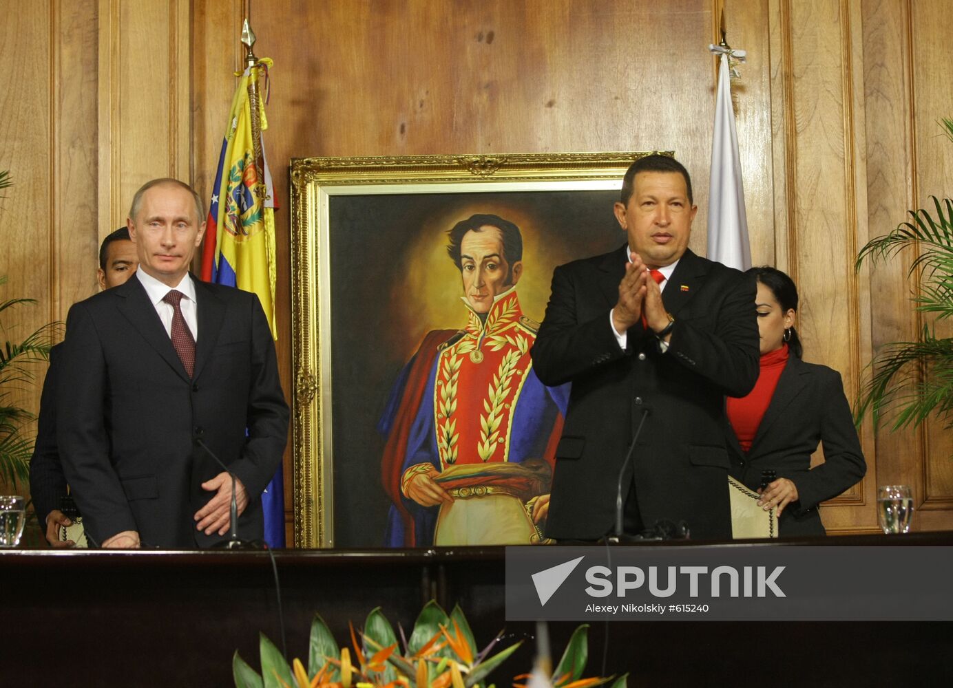 Joint news conference by Vladimir Putin and Hugo Chavez