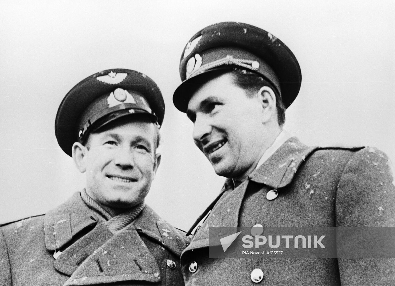 Alexei Leonov and Pavel Belyaev before flight aboard Voskhod-2 spaceship