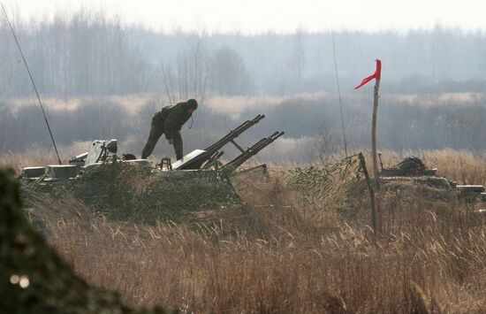 Baltic Fleet holds drills at Pavenkovo shooting range
