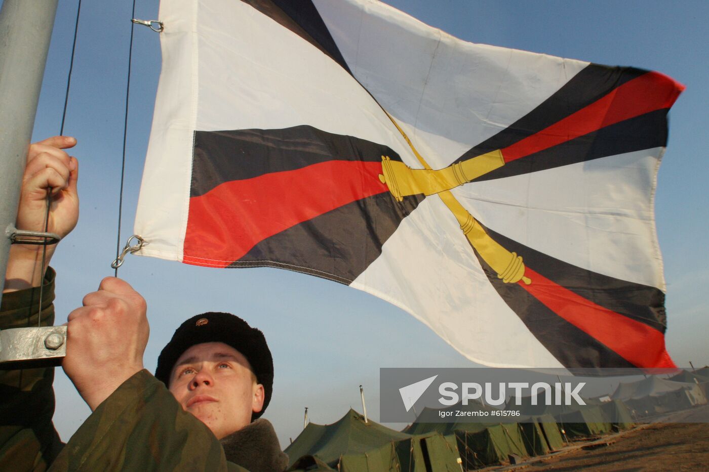 Baltic Fleet holds drills at Pavenkovo shooting range