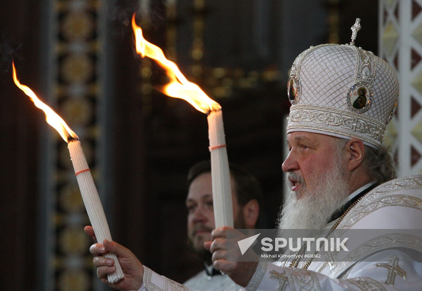 Easter service at Cathedral of Christ the Savior in Moscow
