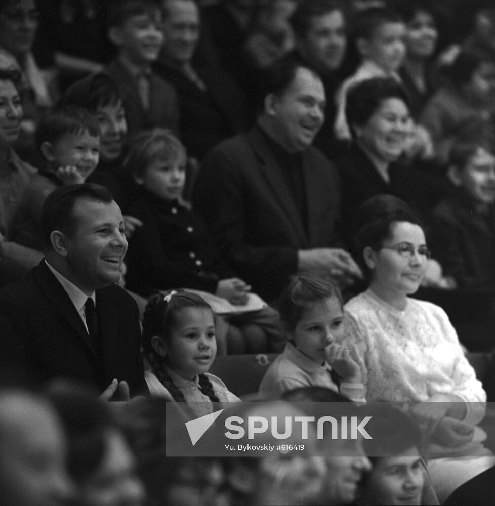 Yuri Gagarin with family at Moscow Circus