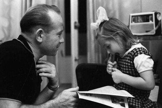 Alexey Leonov with his daughter Viktoriya
