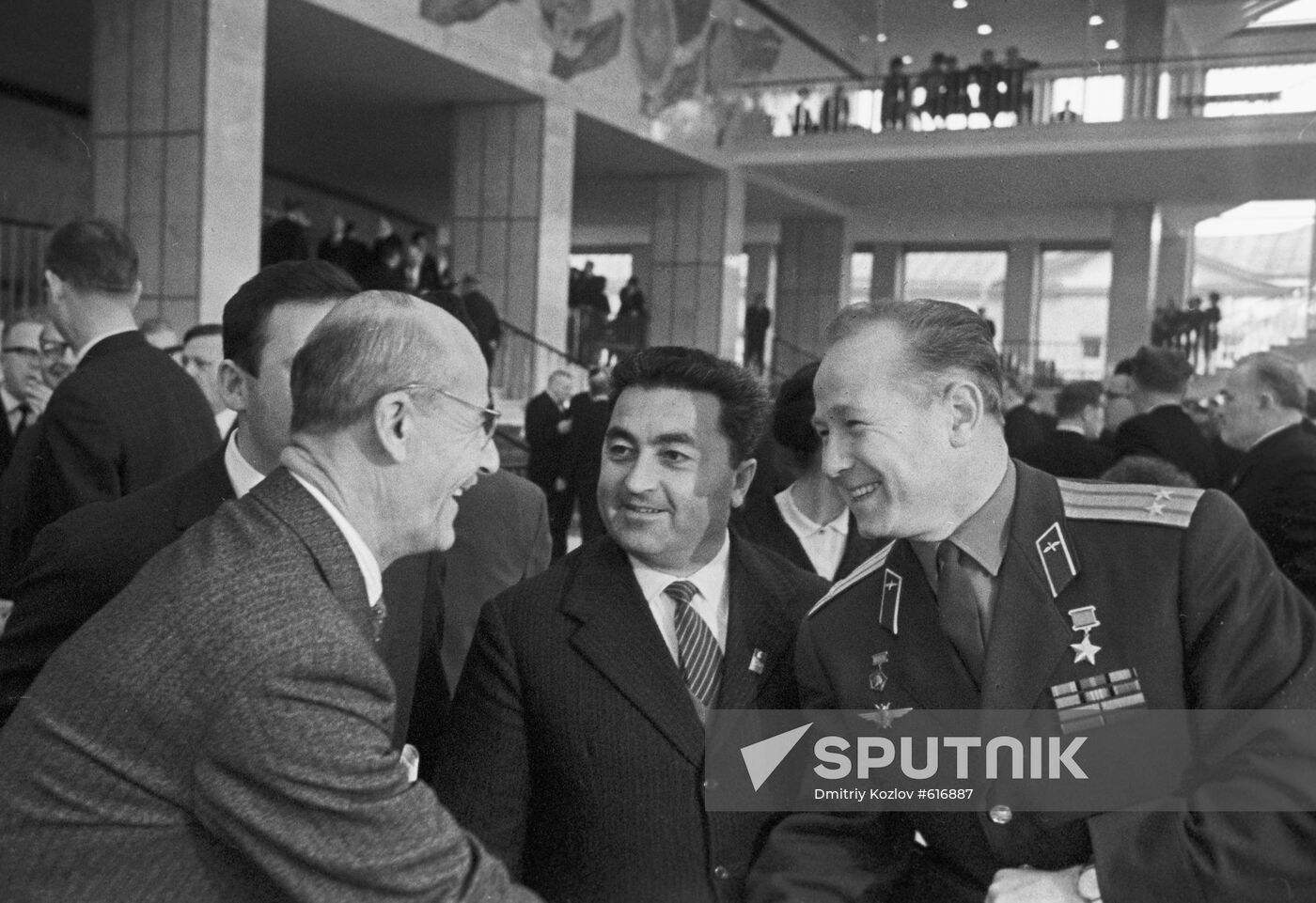 Alexey Leonov and Ermenegildo Gasperoni