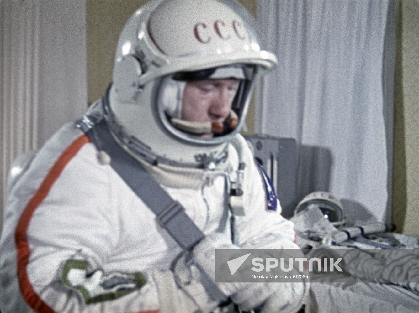 Still from documentary "Man Enters Space"