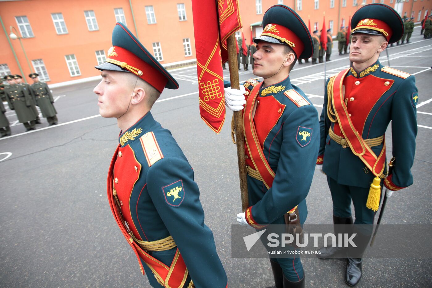 Color guards hold joint training for Victory Parade