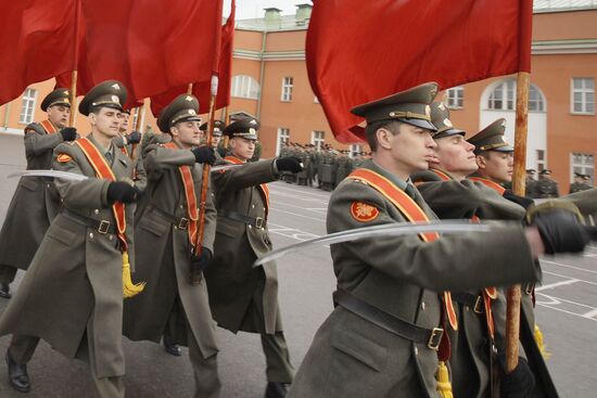 Color guards hold joint training for Victory Parade