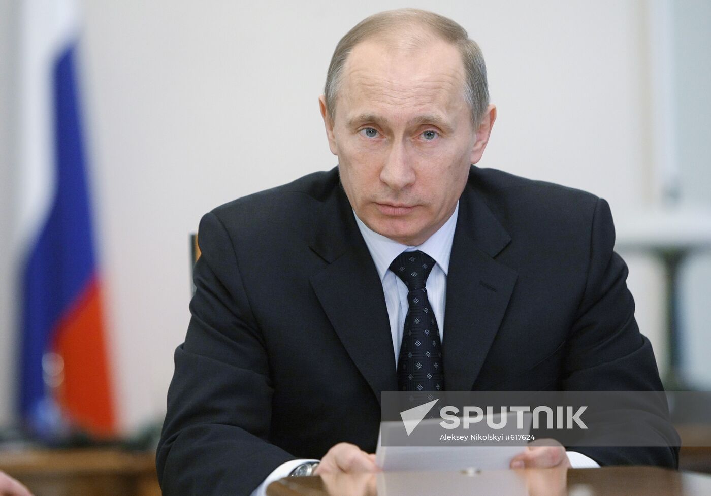 Vladimir Putin chairs meeting in Novo-Ogaryovo