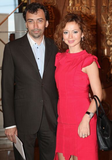 Actress Yelena Zakharova with companion