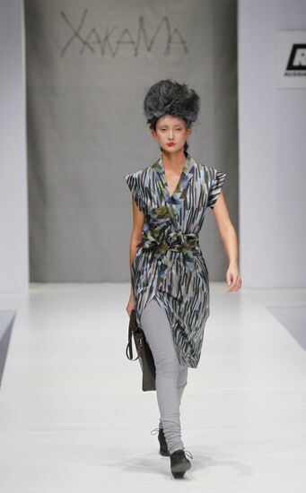 Irina Khakamada and Yelena Makashova's collection show