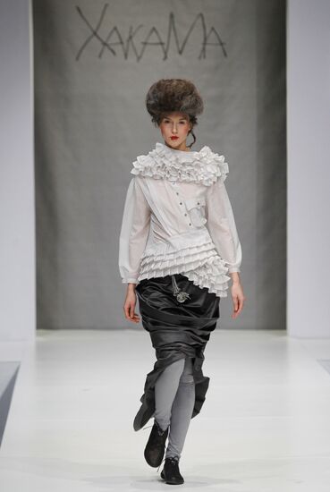 Irina Khakamada and Yelena Makashova's collection show
