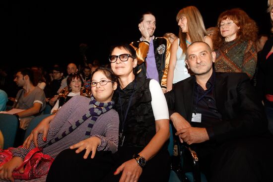 Irina Khakamada with her daughter Maria and husband Sirotinsky