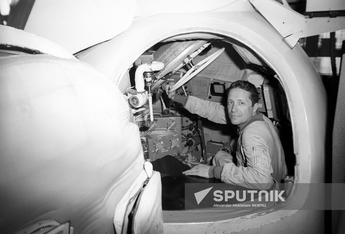 Cosmonaut Vladimir Aksyonov
