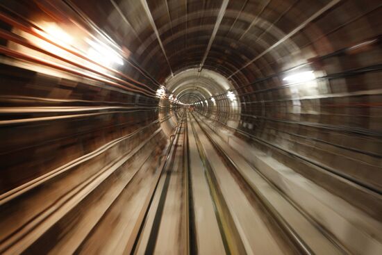 Building the Dostoyevskaya and Maryina Roshcha metro stations
