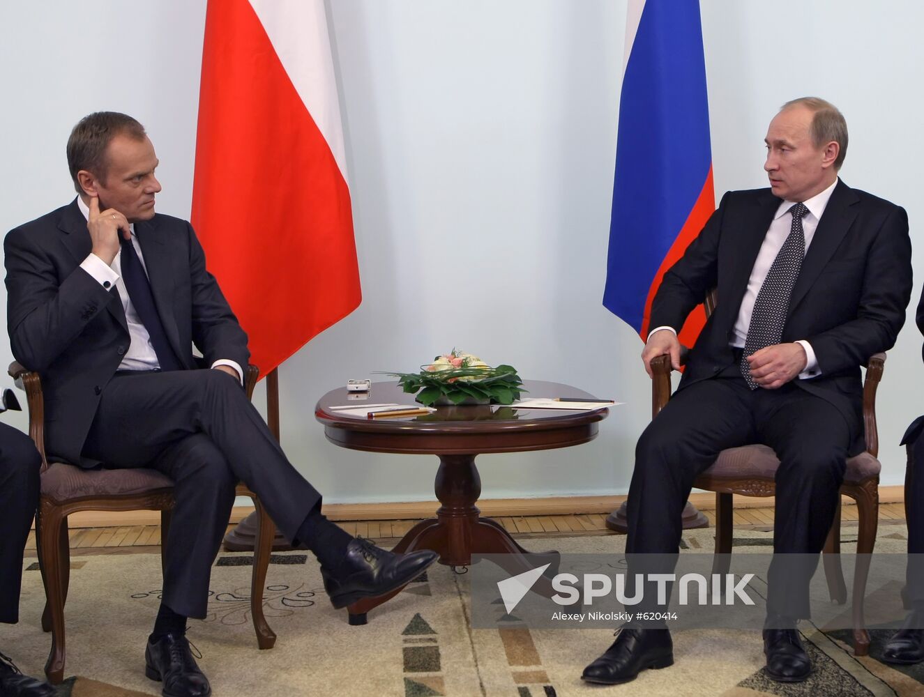 Vladimir Putin meets with Donald Tusk