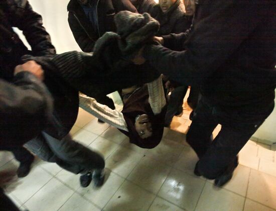 Clashes sweep through Bishkek