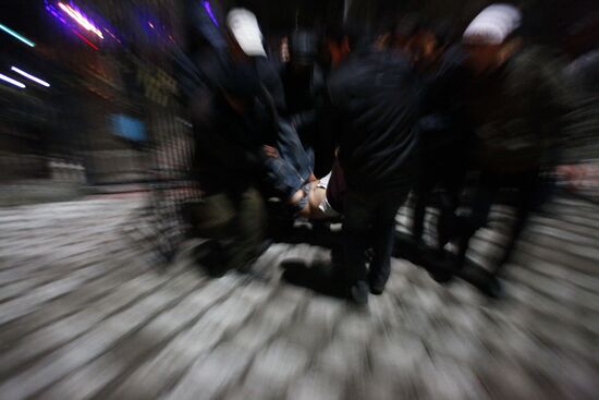 Clashes sweep through Bishkek