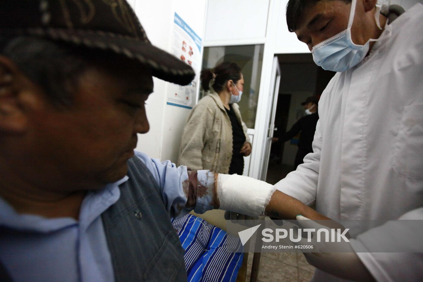 Clashes sweep through Bishkek