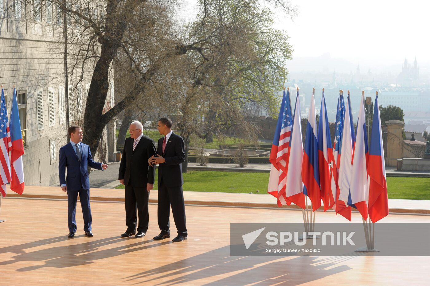 Dmitry Medvedev, Barack Obama's talks