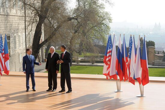 Dmitry Medvedev, Barack Obama's talks