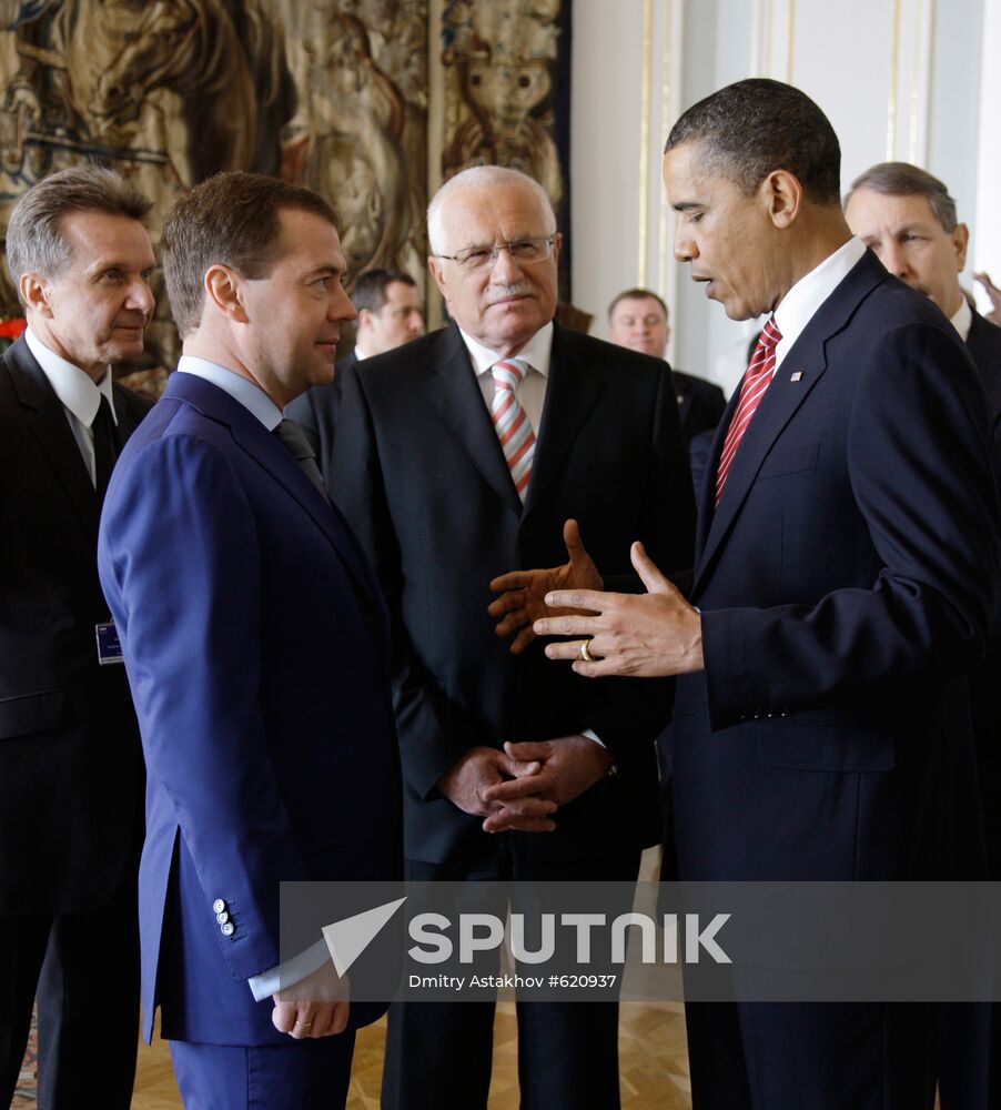 Dmitry Medvedev, Barack Obama's talks