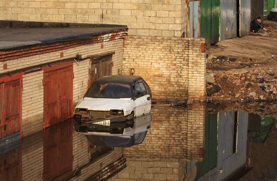 Flood hits garage cooperative "Almaz" in Moscow