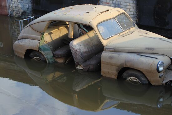 Flood hits garage cooperative "Almaz" in Moscow