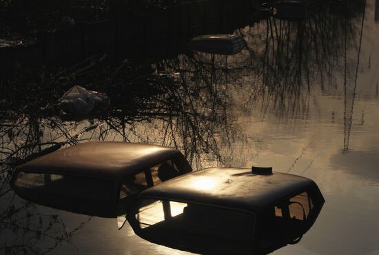 Flood hits garage cooperative "Almaz" in Moscow