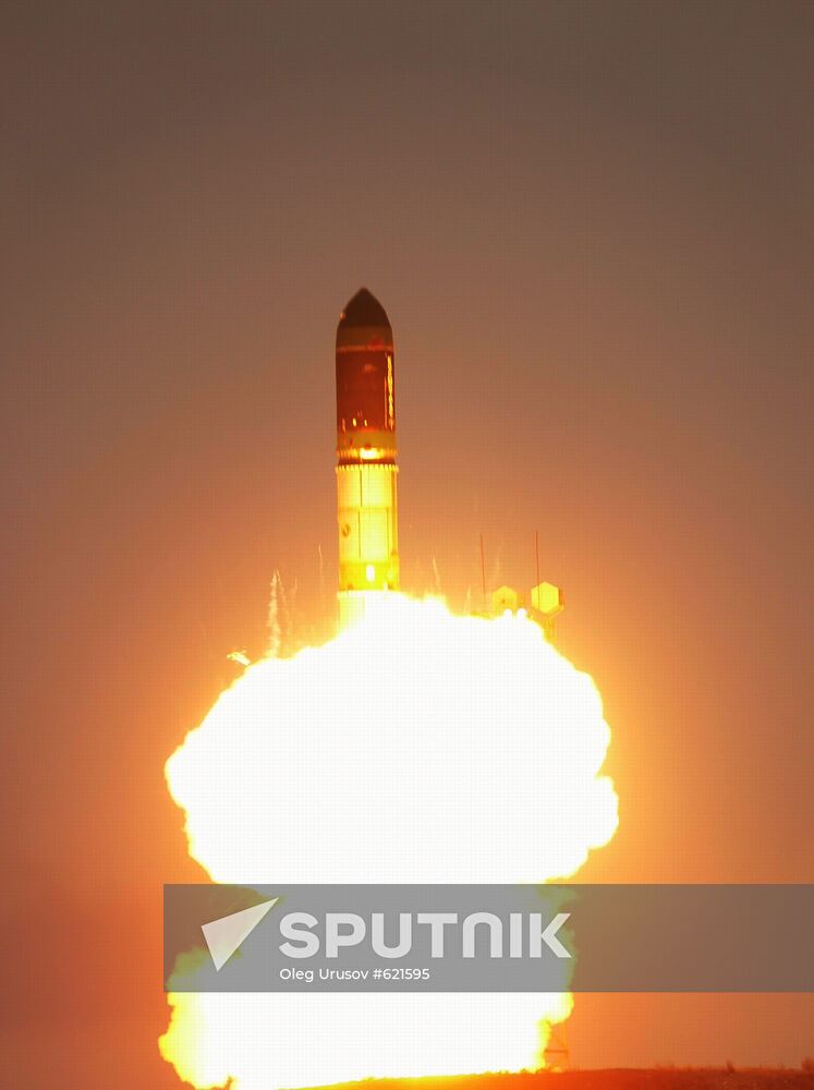 Launch of Dnepr rocket with European satellite CryoSat-2