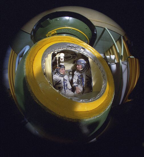 Space pilots Pietr Klimchuk and Valentin Lebedev.